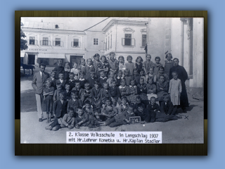 Schulklasse 1937.jpg